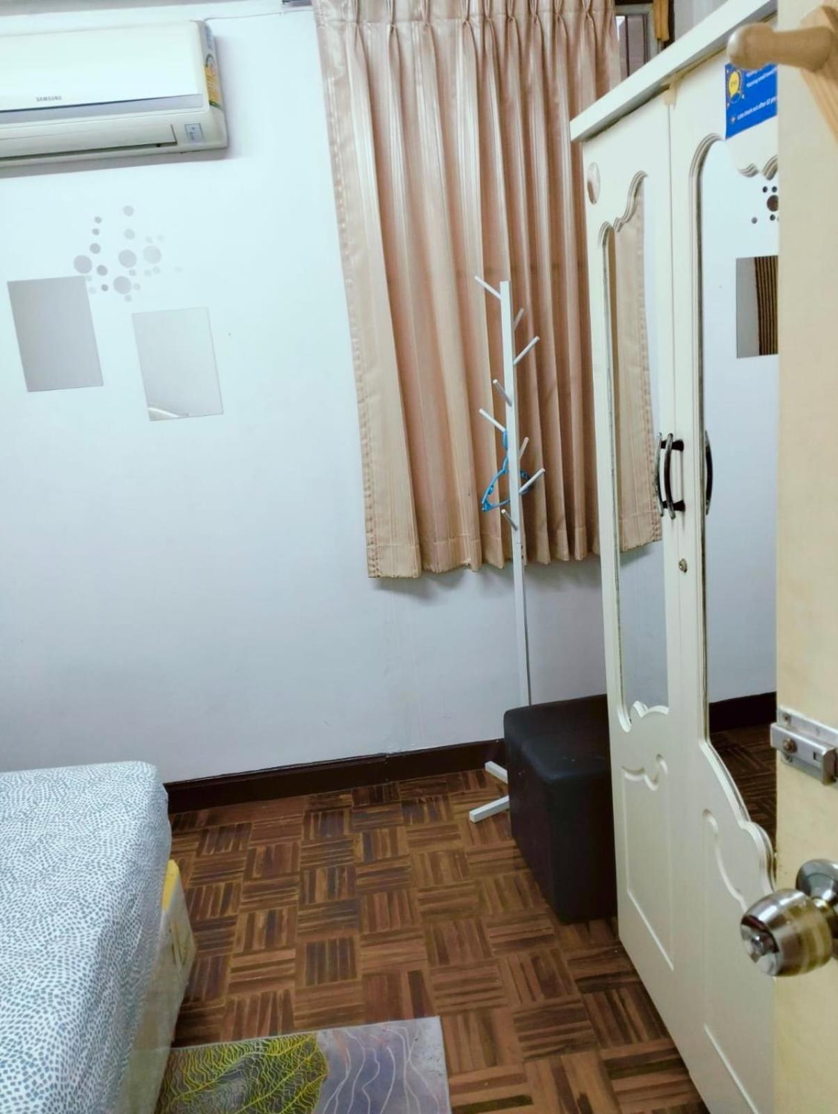 Ree House@soi Cowboy-asoke Bts-mrt Guest house