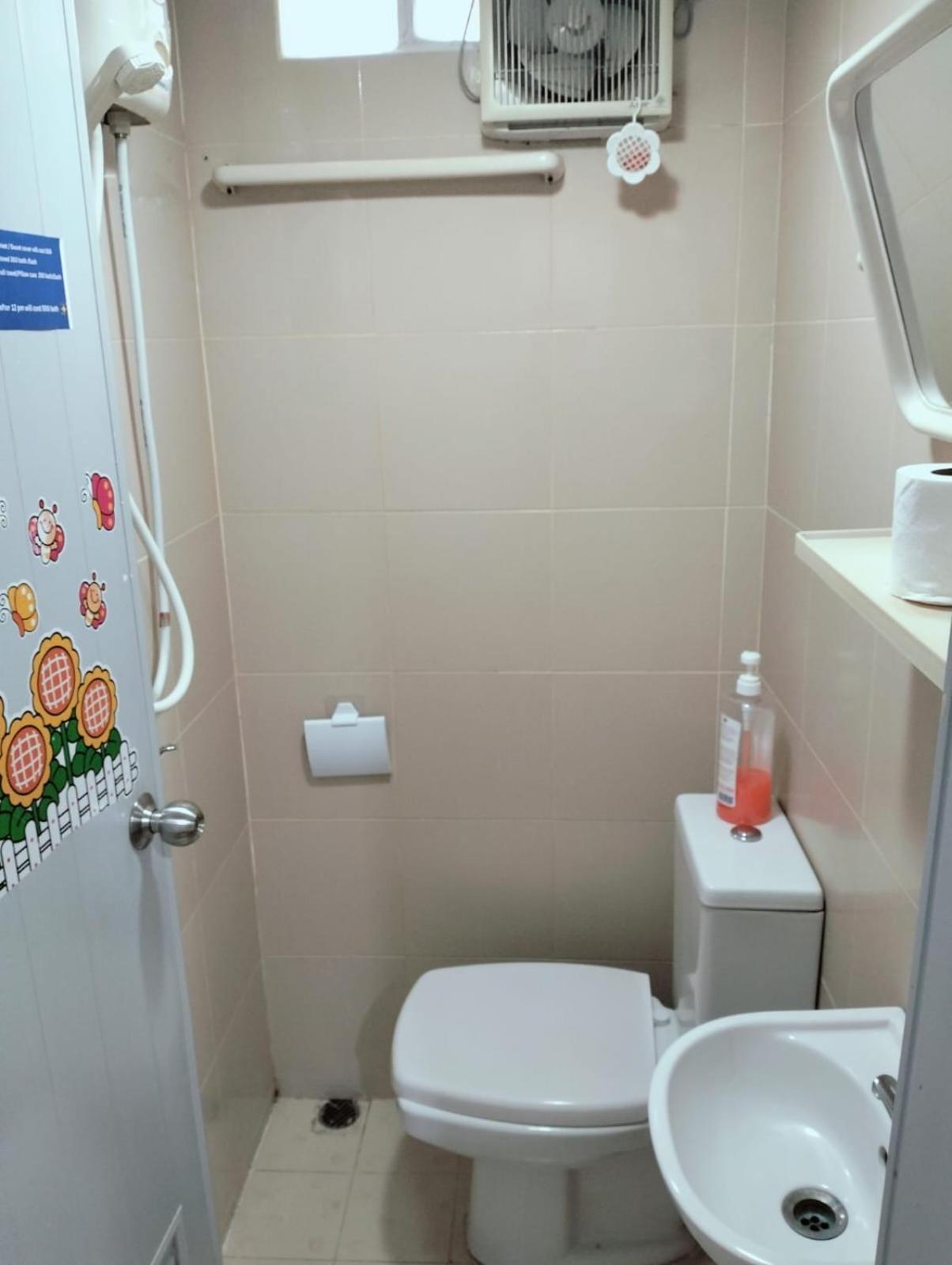 Guest house Ree House@soi Cowboy-asoke Bts-mrt *